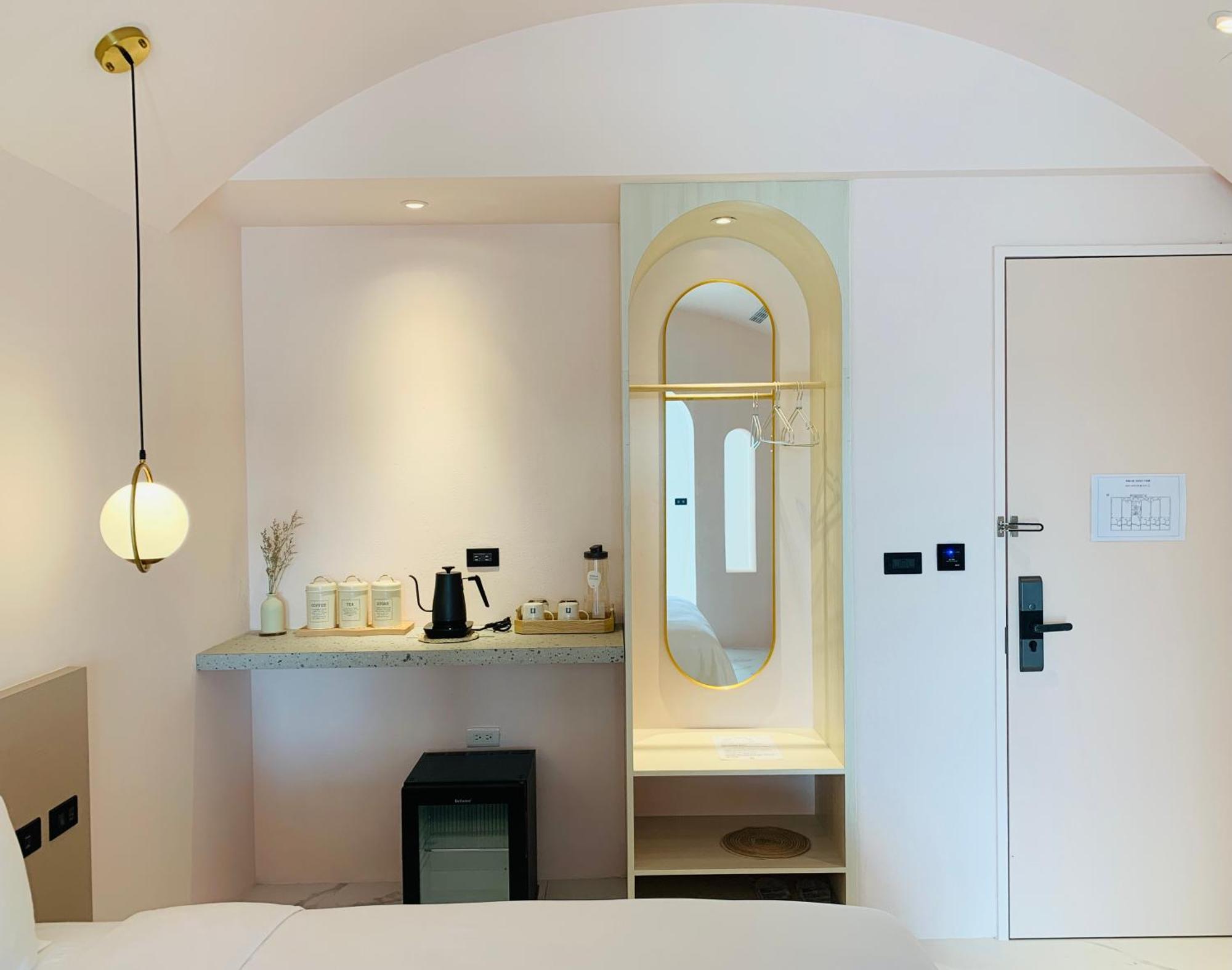 Little Greece Hotel Нануан Екстериор снимка