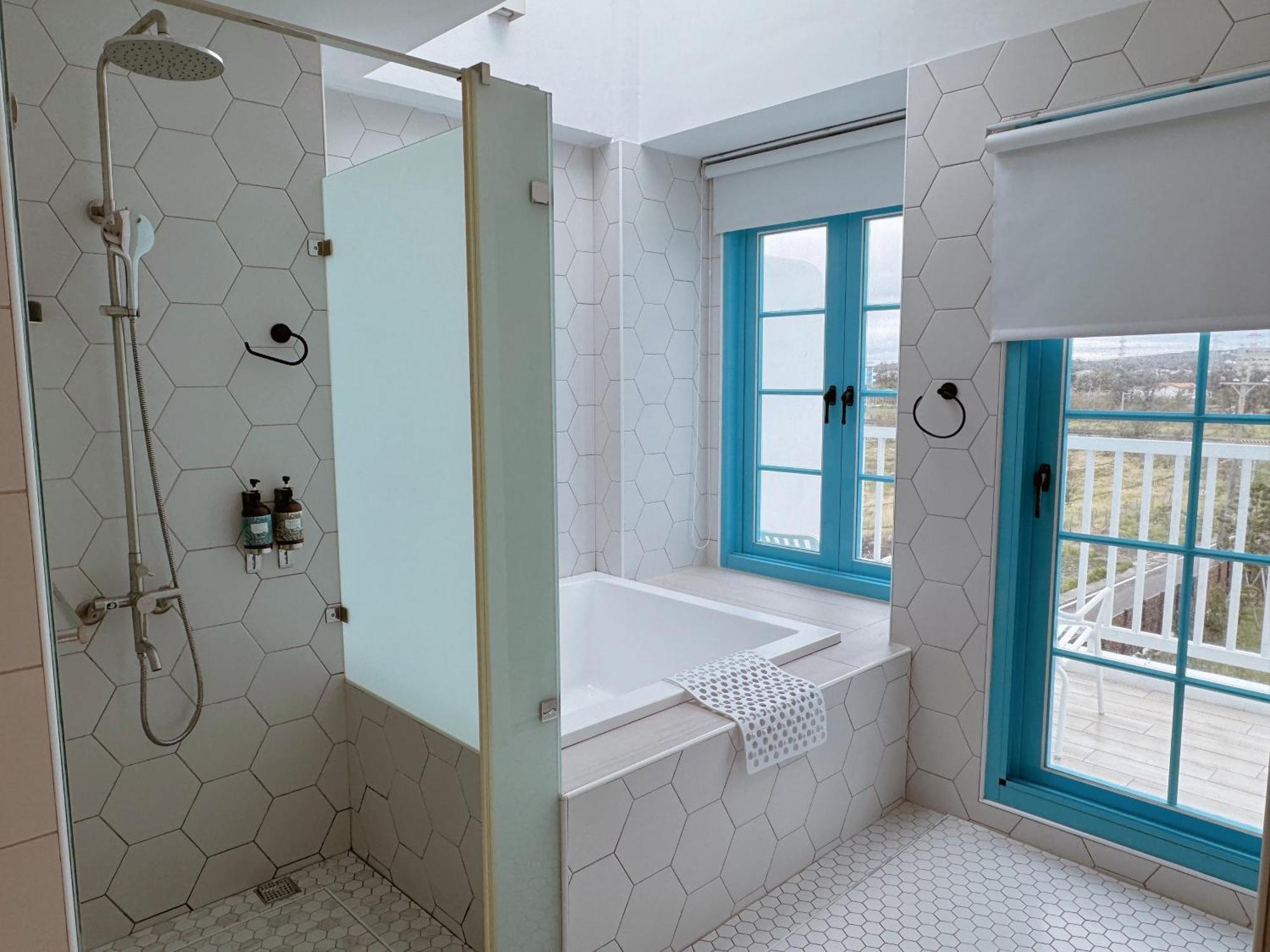Little Greece Hotel Нануан Екстериор снимка